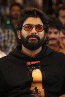 Allu Arjun at Pushpa 2 Success Press Meet